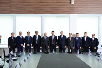 Within the framework of cooperation between the Ministry of Energy of the Republic of Kazakhstan and major oil and gas operators aimed at developing domestic value, contracts have been signed with Kazakhstani companies.
